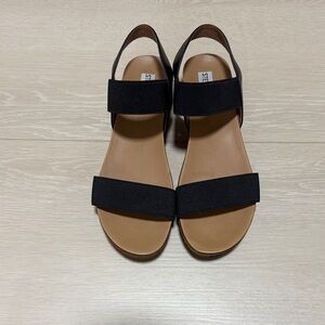 Steve Madden Black and Brown Platform Sandals